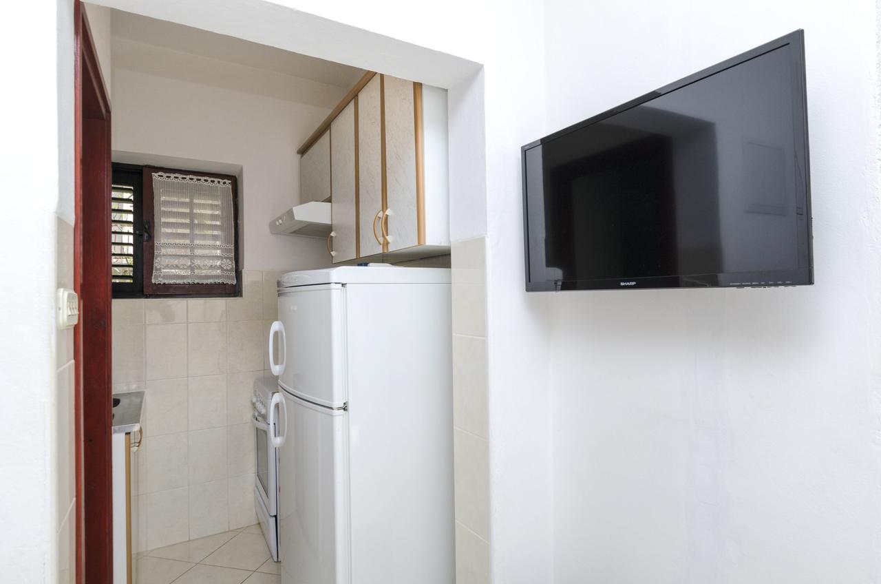 Apartments Mime ピロヴァッツ エクステリア 写真